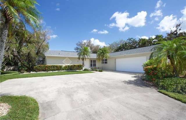 673 Travers Ave photos photos