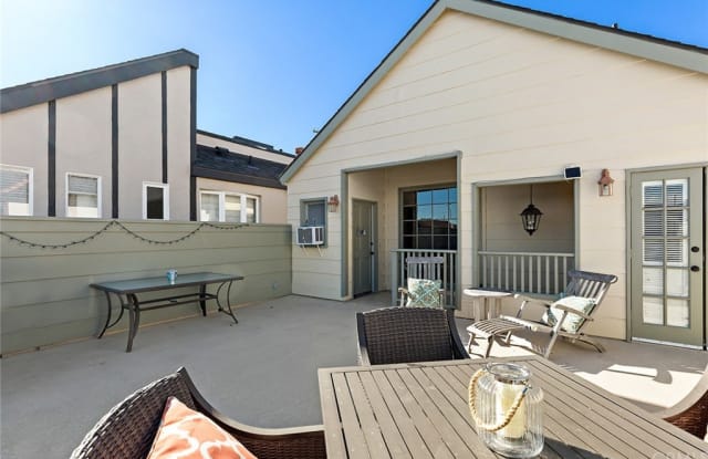213 Opal Avenue - 213 Opal Avenue, Newport Beach, CA 92662