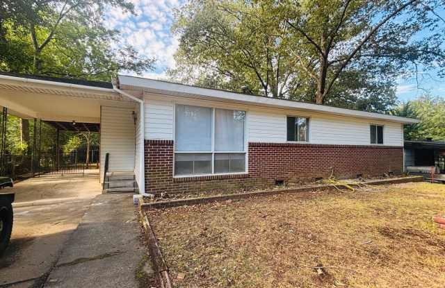 Spacious 4-Bedroom Home for Rent - 79 South Meadowcliff Drive, Little Rock, AR 72209