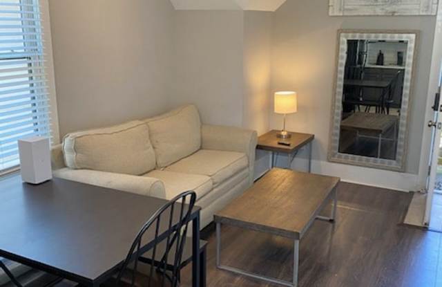 Charming 1-Bedroom Apartment Over Garage for Rent! photos photos