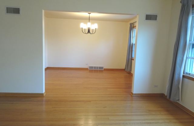 3309 West Columbia Avenue Gallery 3