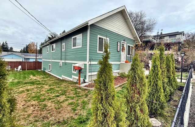 3632 West G Street - 3632 West G Street, Navy Yard City, WA 98312