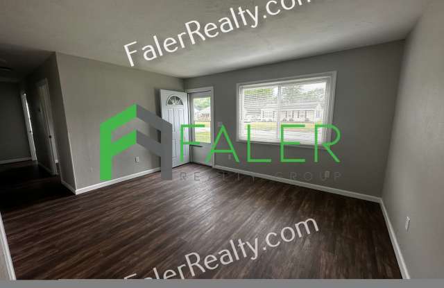 Beautifully Remodeled Home - Available NOW! Gallery 4