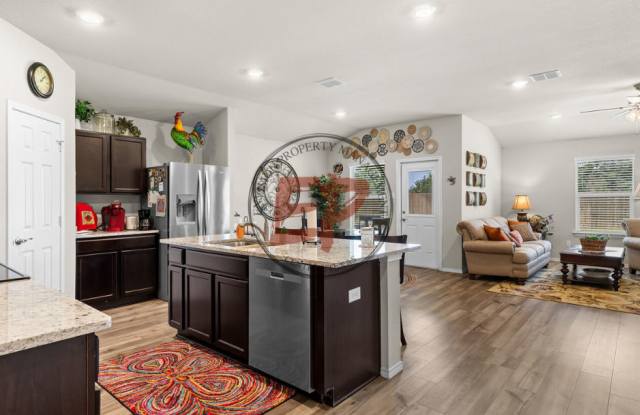 6929 Guadalupe Road Gallery 3