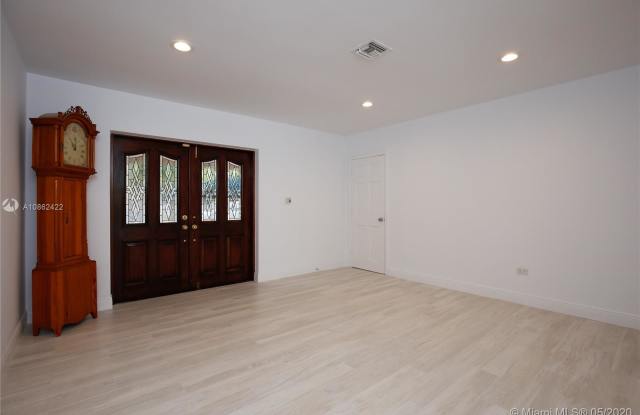 3975 CRAWFORD AV Gallery 3
