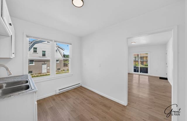 12932 Greiner - Bar Holdings &amp; Blue &amp; White LLC Gallery 4