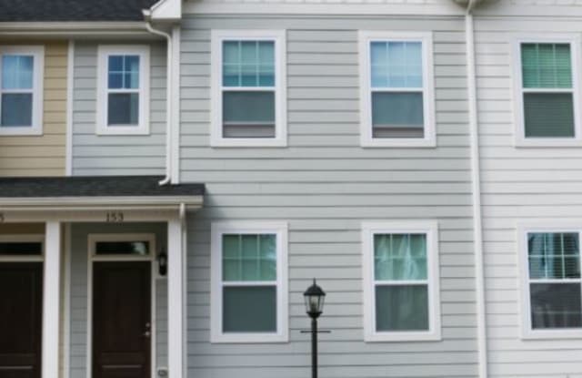 153 Longwood Dr - 153 Longwood Drive, Charlottesville, VA 22903
