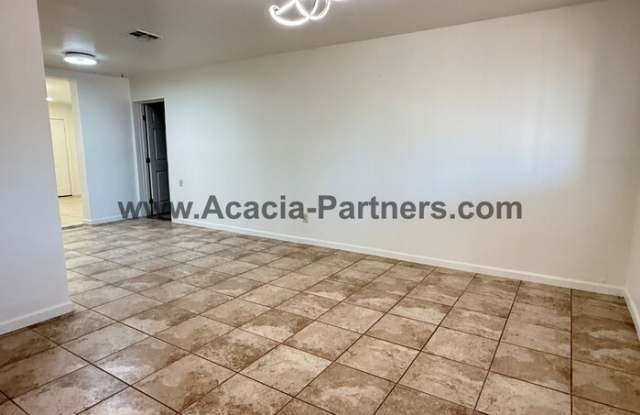 2123 South Rosemont Avenue photos photos