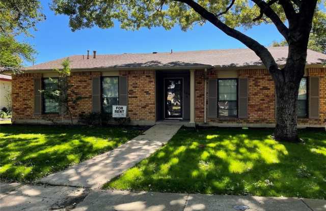 10910 Wallbrook Drive - 10910 Wallbrook Dr, Dallas, TX 75238