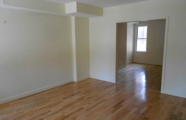 3534 Ellerslie Avenue Gallery 4
