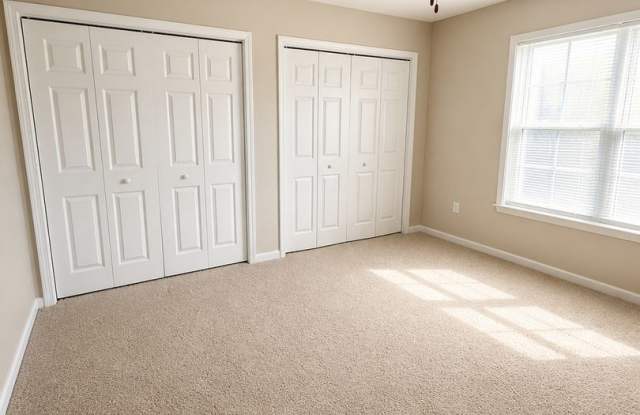 Brownstown Apartments Gallery 1