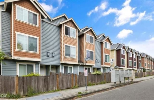 12309 10th Pl NE D - 12309 10th Place Northeast, Seattle, WA 98125