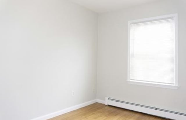 2598 Washington Gallery 2