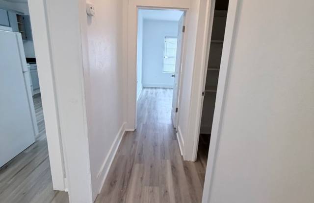 110 9th St NE photos photos