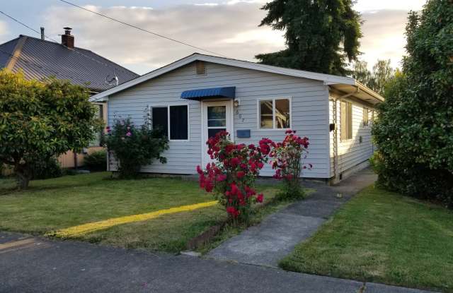 607 Morris Avenue South photos photos