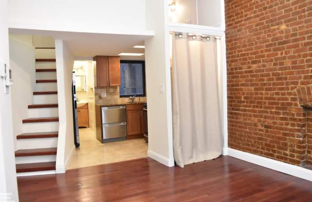 213 West 85th Street Gallery 3
