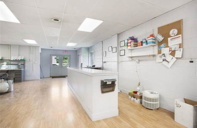 680 1/2 High St Gallery 3