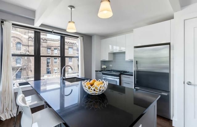 341 Eastern Pkwy - 341 Eastern Pkwy, Brooklyn, NY 11216