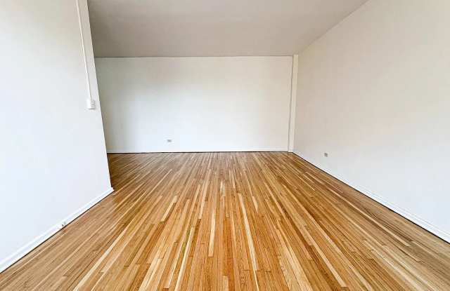 10025 Queens Blvd Apt 2G - 100-25 Queens Boulevard, Queens, NY 11375