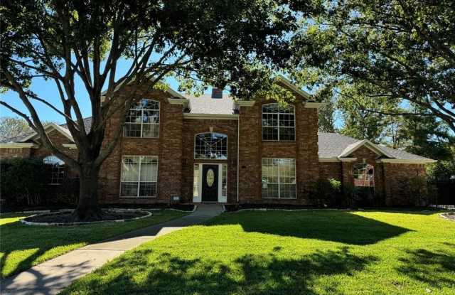 110 E Chapel Downs Drive - 110 East Chapel Downs Drive, Southlake, TX 76092