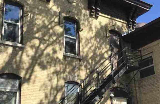 306 Wisconsin Street photos photos