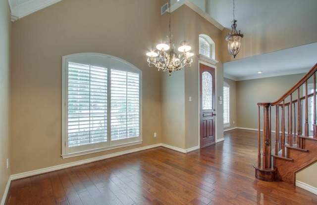 224 Heatherwood Drive Gallery 4