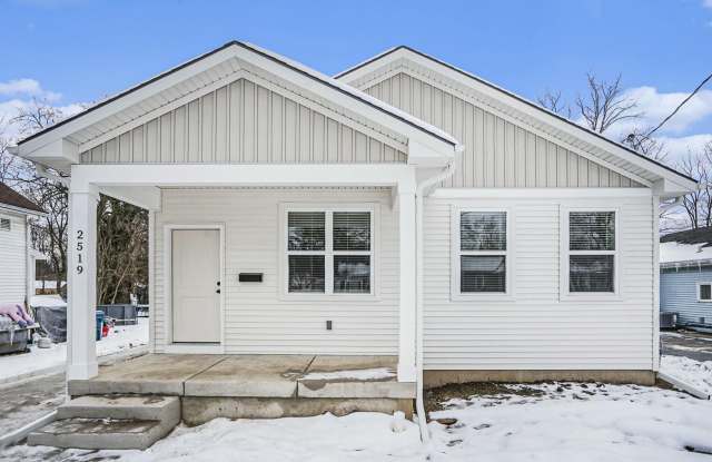 2519 Logan Avenue photos photos