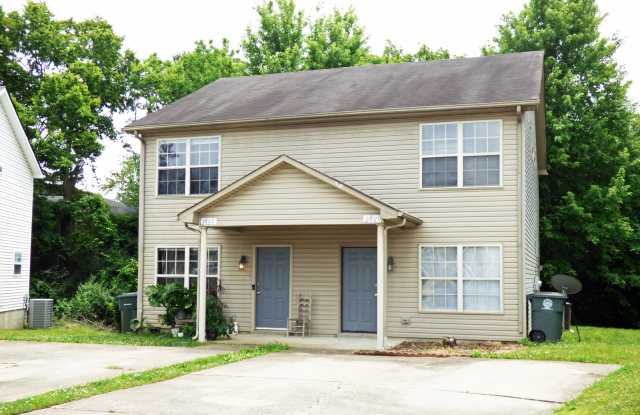 Beautiful Townhouse! All Electric, Washer/Dryer Included! Off-Street Parking, Convenient Location photos photos Beautiful Townhouse! All Electric, Washer/Dryer Included! Off-Street Parking, Convenient Location photos photos