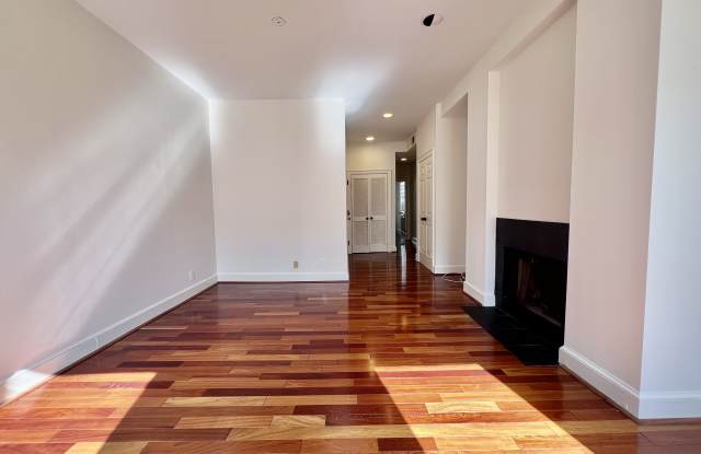 1413 Hopkins St Nw photos photos