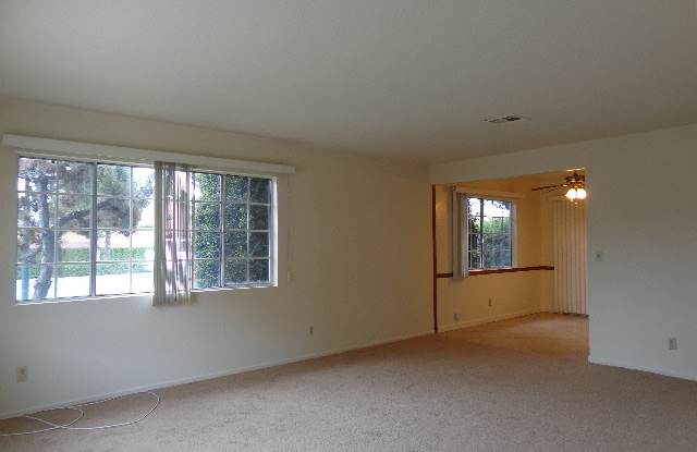 10521 Lakewood Blvd Apt 1 Gallery 2
