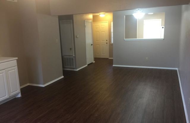 2800 Longmire Drive Gallery 4