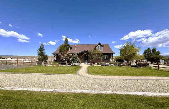 Home For Rent on 5 acres in Minden Gallery 3