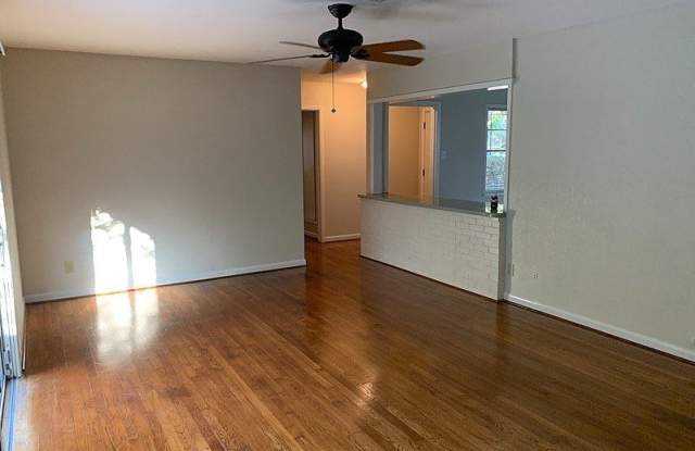 5810 Moonmist Drive Gallery 3