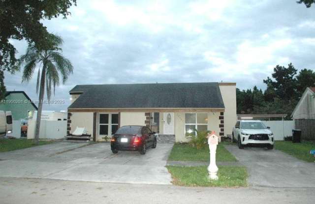 20641 SW 119th Ct - 20641 Southwest 119th Court, South Miami Heights, FL 33177