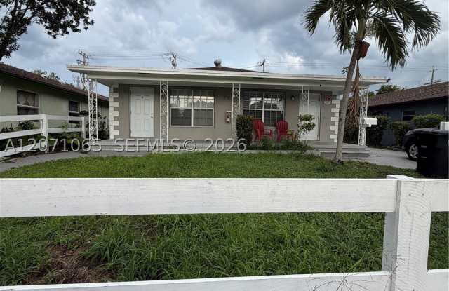 706 S F St photos photos