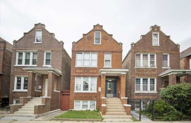 4508 S Mozart Street Gallery 1