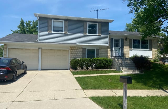 1690 Dover Court - 1690 Dover Court, Hoffman Estates, IL 60192