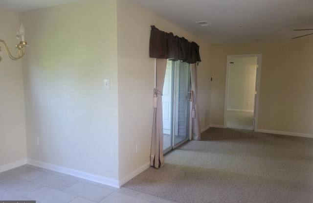 8813 STONE RIDGE CIR #202 Gallery 4