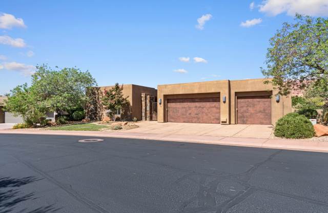 6 monthsBeautiful Home in an Exclusive Gated Community Gallery 3