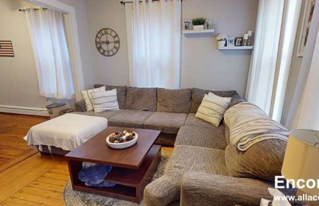 224 Banks St. photos photos