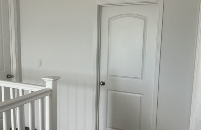 beautifully maintained 4-bedroom, 3-bath, 1,917 sq ft in  Rancho Cordova Gallery 3