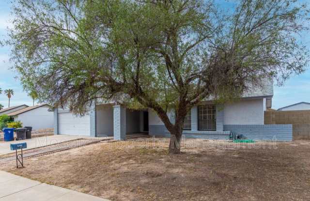 1240 N. Freestone Circle Gallery 2