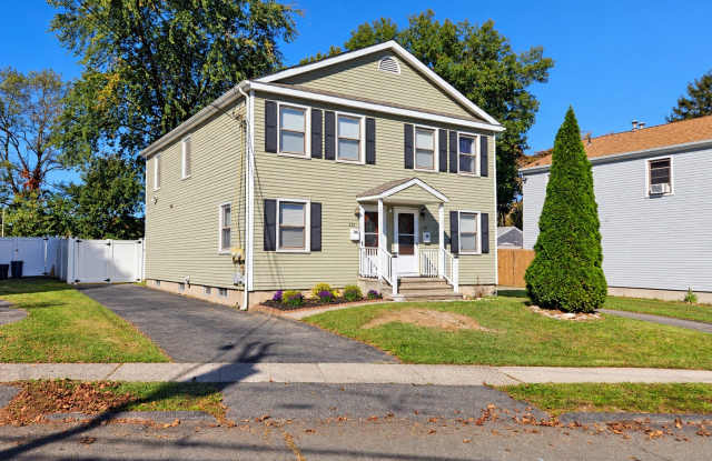 172 Stonybrook Road Gallery 1