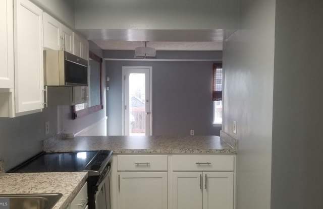 15825 MILLBROOK LANE Gallery 2