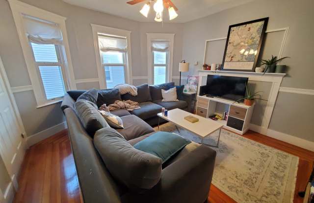 121 Lowell Street photos photos