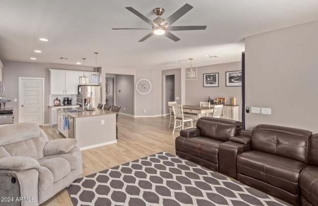 Beautiful San Tan Home - 547 West Panola Drive, Pinal County, AZ 85140 Beautiful San Tan Home - 547 West Panola Drive, Pinal County, AZ 85140