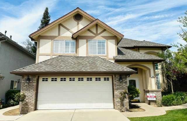 $2,850 Lake Views, Marks Herndon Stonebridge Gated Community, Move in Ready, Kensington Lane. - 2888 West Kensington Lane, Fresno, CA 93711 $2,850 Lake Views, Marks Herndon Stonebridge Gated Community, Move in Ready, Kensington Lane. - 2888 West Kensington Lane, Fresno, CA 93711
