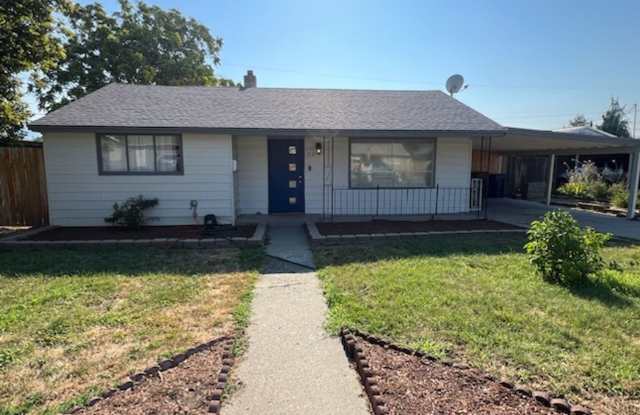 Cute 2 bed/1 bath home with fenced back yard  a/c! photos photos