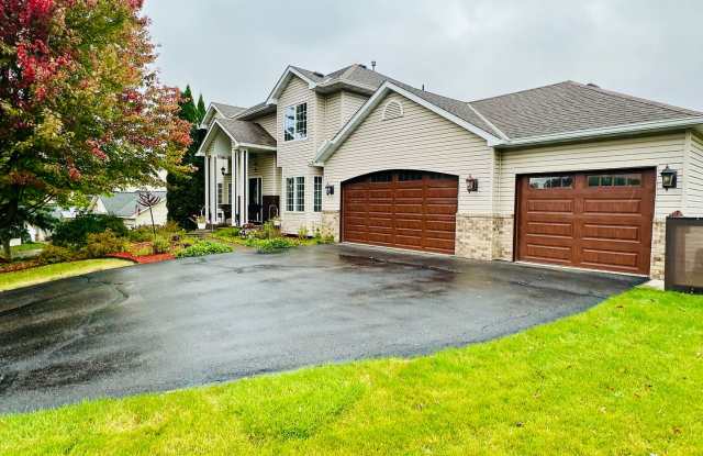 Stunning 6-Bedroom Corner-Lot Home w/ Luxury Finishes  Entertainer’s Layout photos photos
