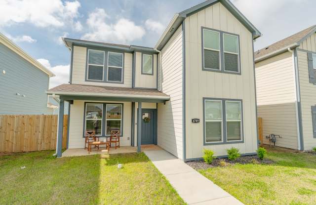 Immaculate 4-bedroom 3.5 bath Home in Fayetteville! Students Welcome! photos photos